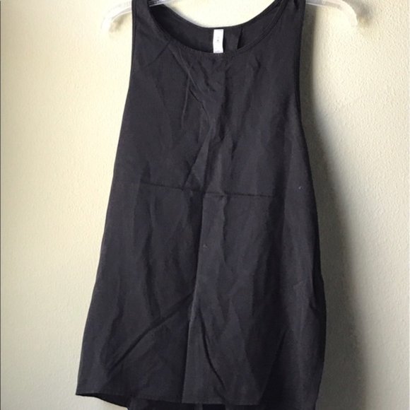 Lululemon All TIed up Muscle Tank Size 6 - Picture 5 of 7